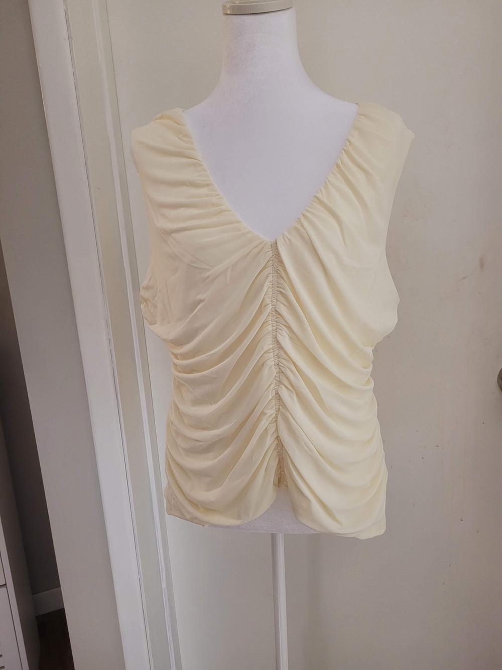 a new day Cream Ruched V-Neck Sleeveless Camisole